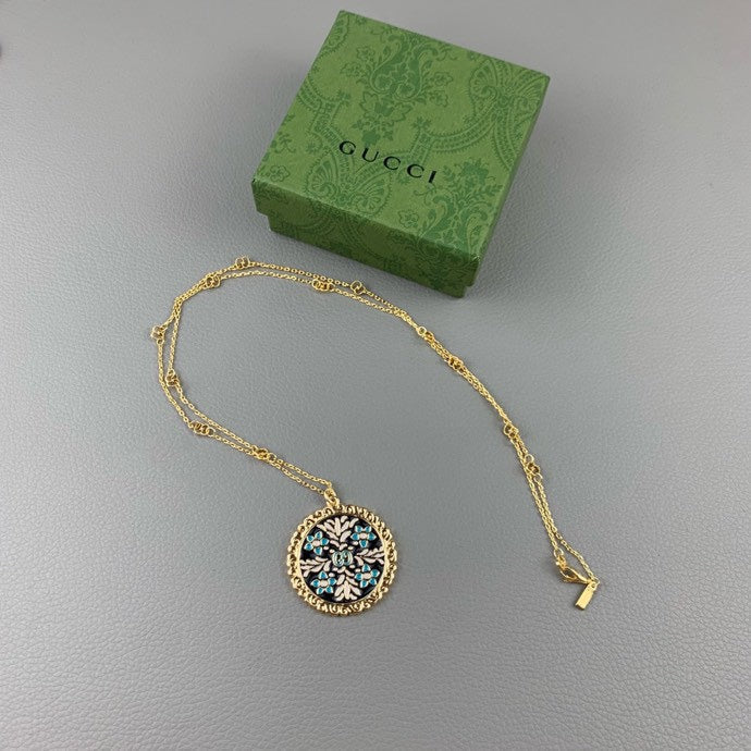 18K Double Gucci Iconic Floral Pendant Necklace