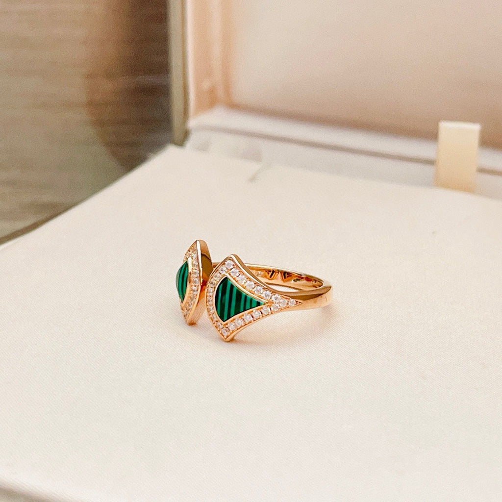 18K BVLGARI Dream Malachite Ring