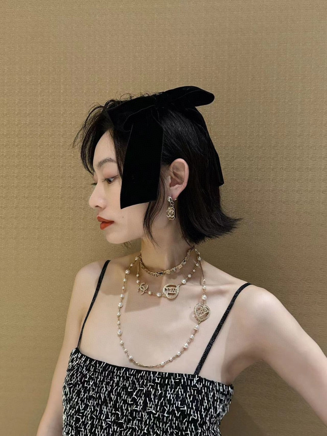 18K  Chanel Crystals Earrings