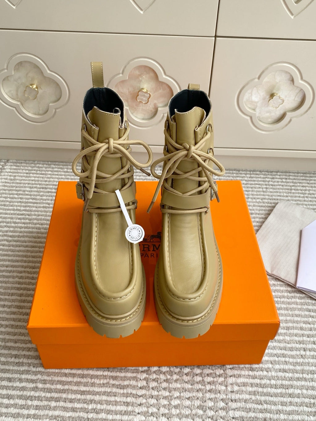 HERMES 25S ANKLE BOOTS IN WARM BEIGE GOLD LAMBSKIN