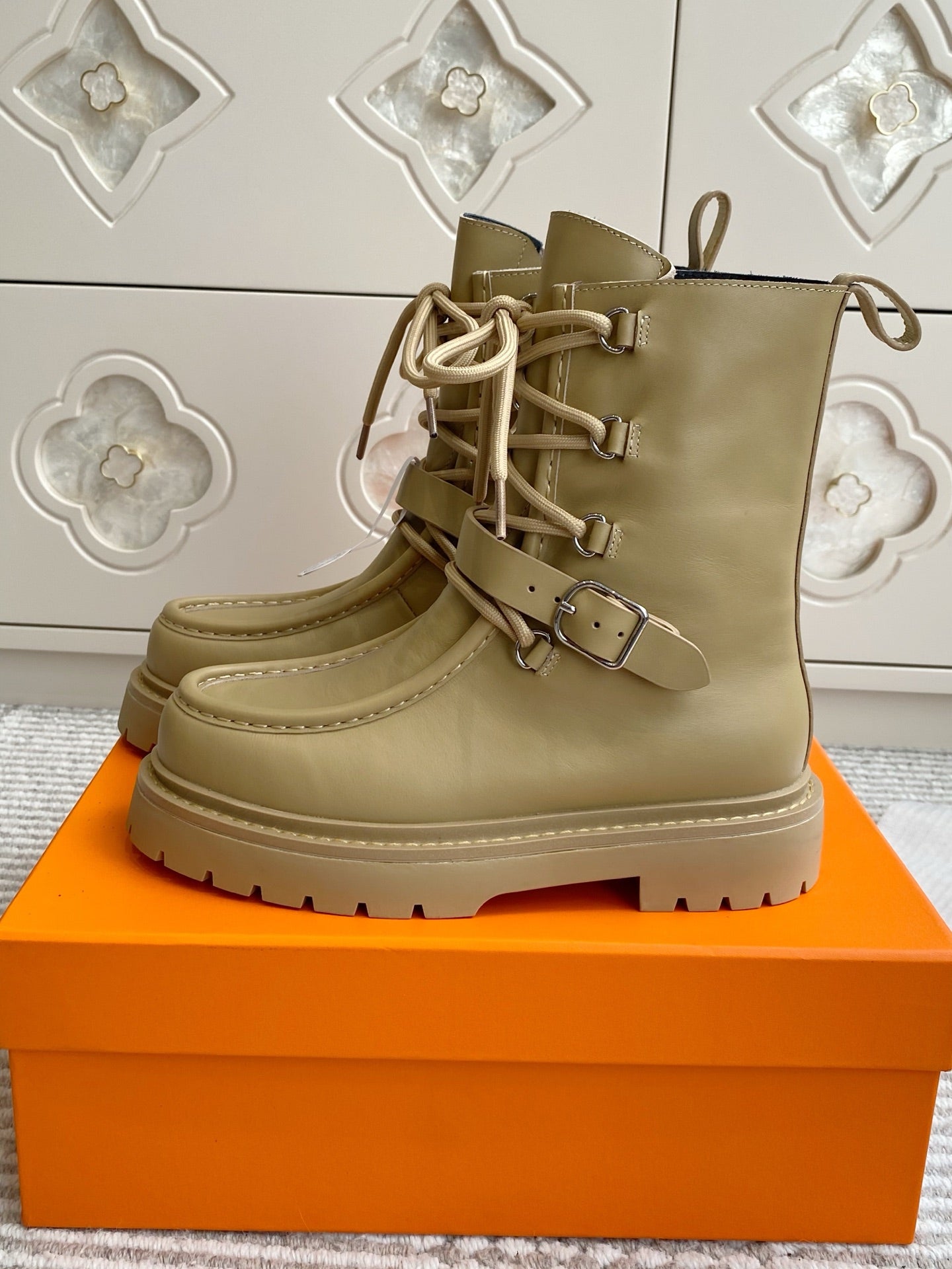 HERMES 25S ANKLE BOOTS IN WARM BEIGE GOLD LAMBSKIN