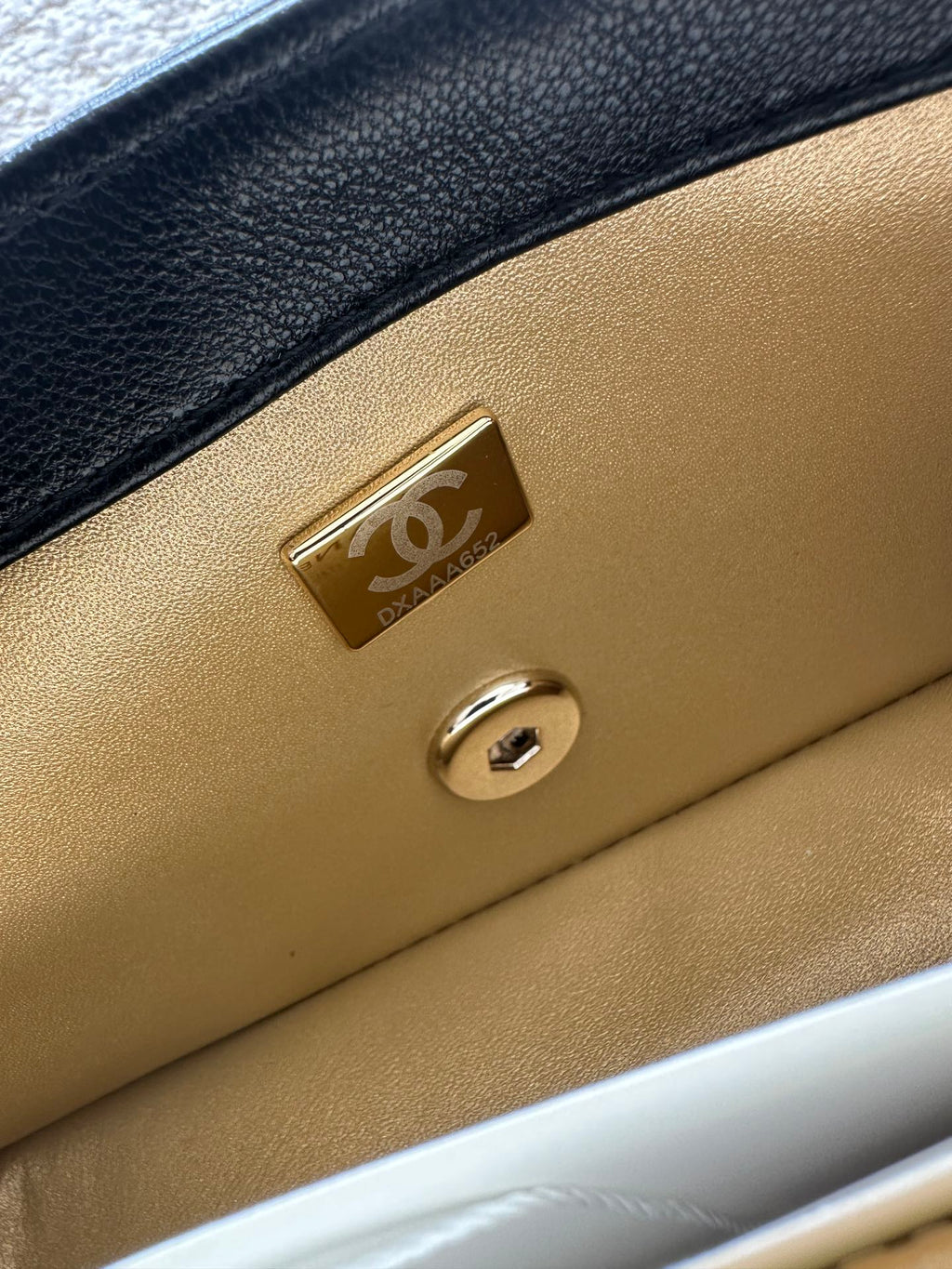 CHANEL 25S CLASSIC FLAP BAG MINI 20 IN BLACK LAMBSKIN WITH GOLD HARDWARE
