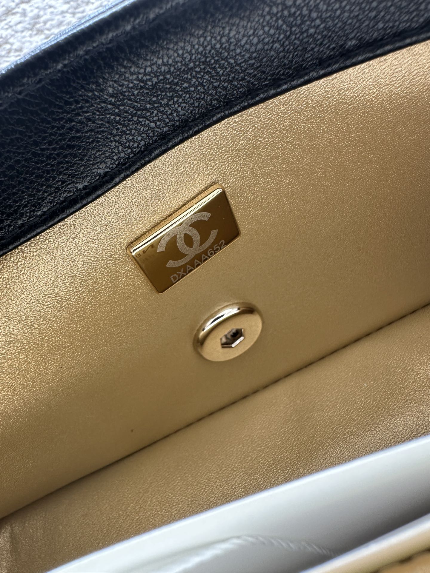 CHANEL 25S CLASSIC FLAP BAG MINI 20 IN BLACK LAMBSKIN WITH GOLD HARDWARE