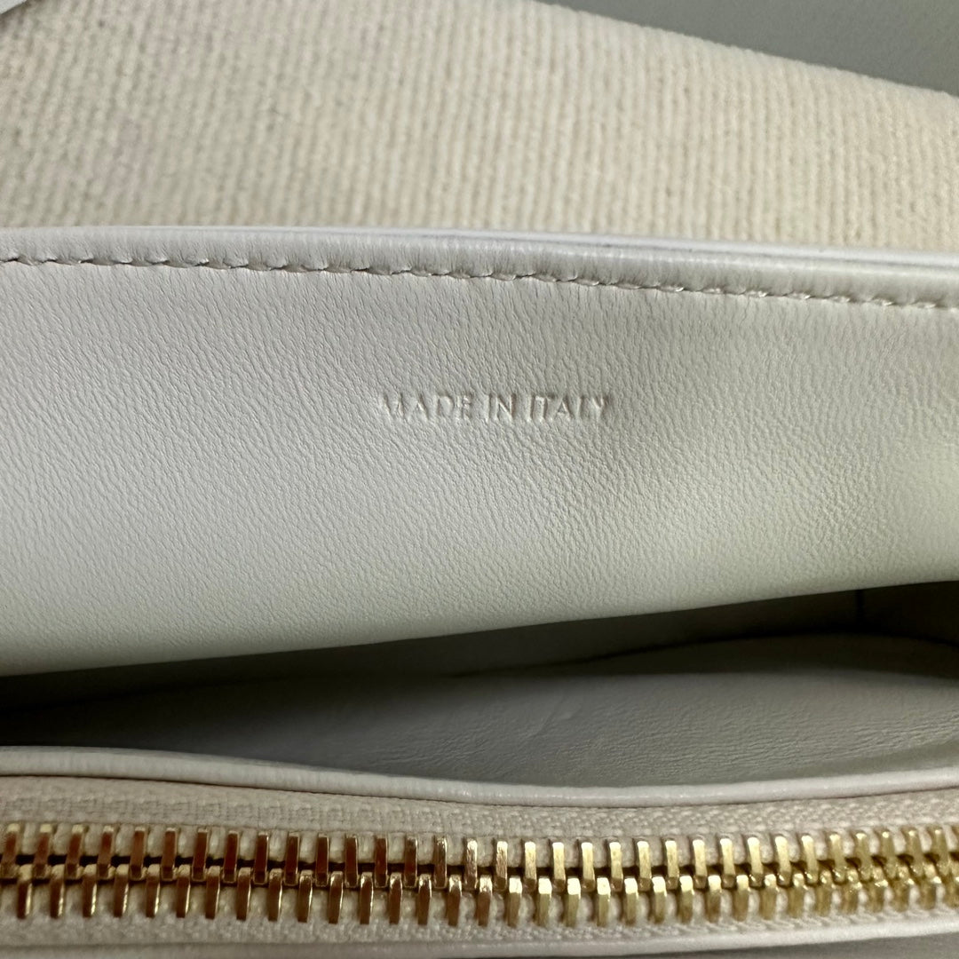 CELINE MEDIUM VICTOIRE BAG 25 IN WHITE SUPPLE CALFSKIN GOLD HARDWARE