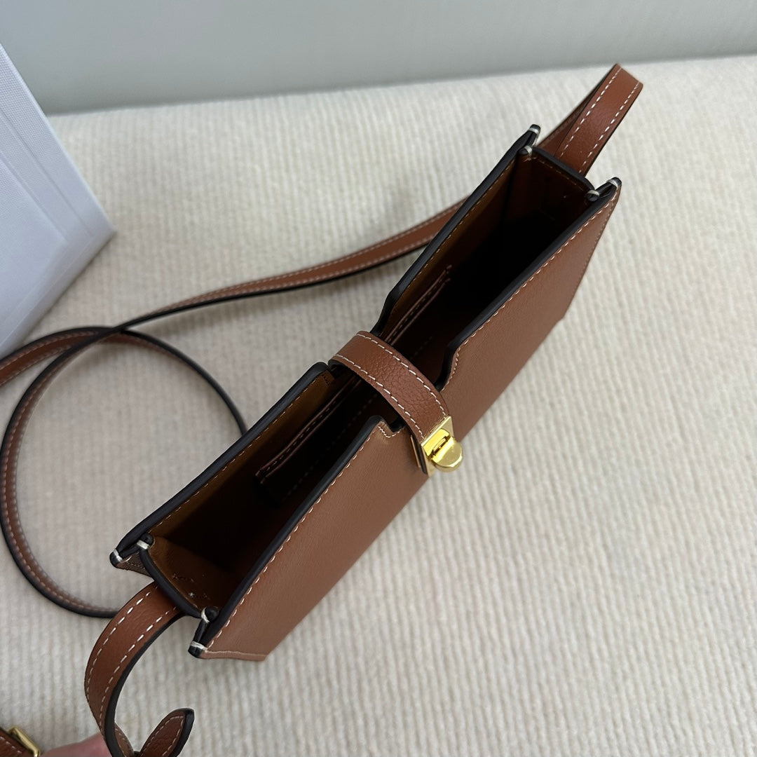 CELINE 16 STRAP POCHETTE 18 IN BRONZE ORANGE SUPPLE CALFSKIN GOLD HARDWARE