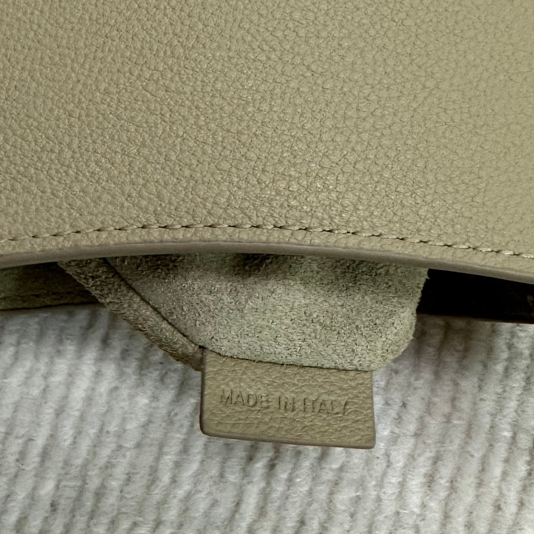 CELINE PHONE POUCH HELOISE 19 IN DONKEY BROWN SUPPLE CALFSKIN