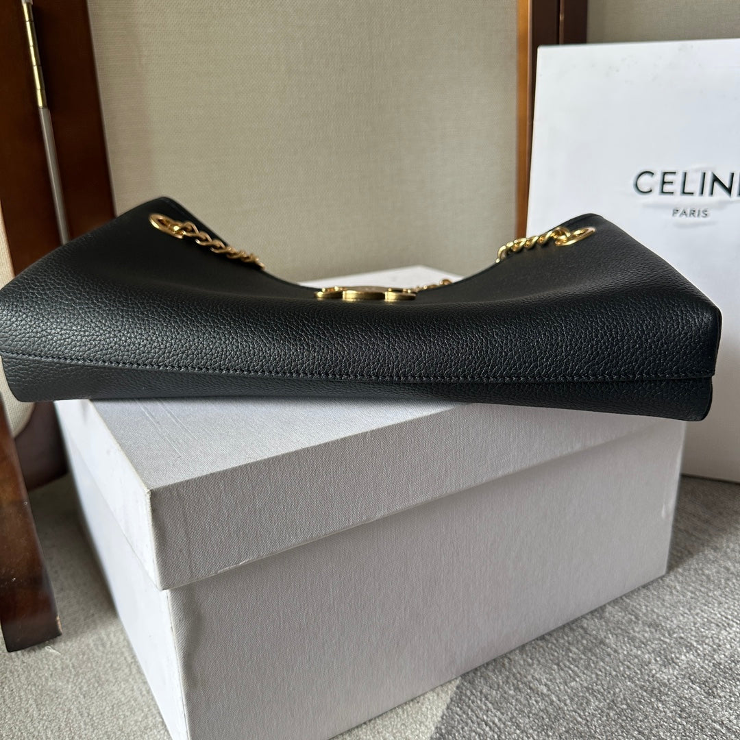 CELINE NEWSPAPER TRIOMPHE SOFT 31 BLACK IN CALFSKIN