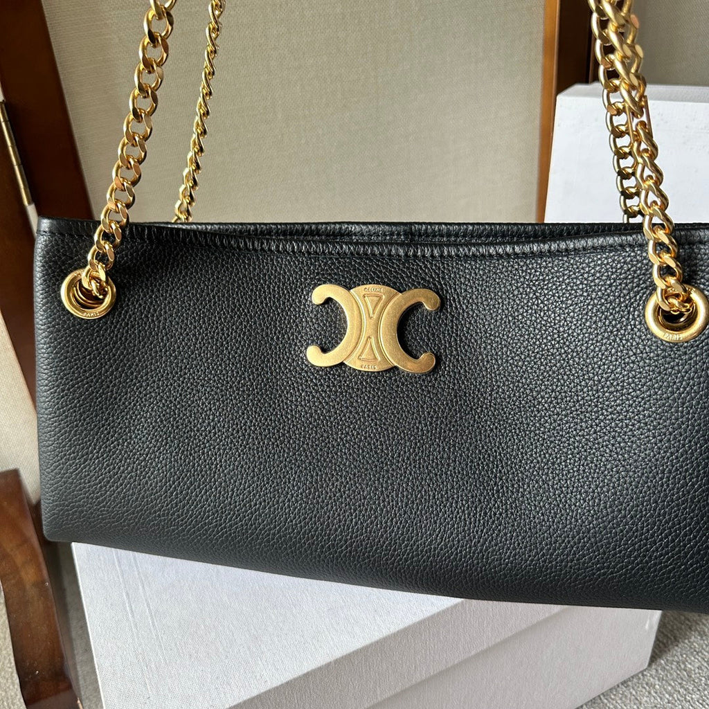CELINE NEWSPAPER TRIOMPHE SOFT 31 BLACK IN CALFSKIN