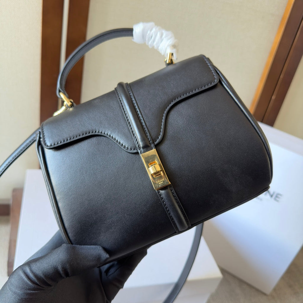 CELINE CLASSIQUE BAG 17 IN BLACK CALFSKIN GOLD HARDWARE