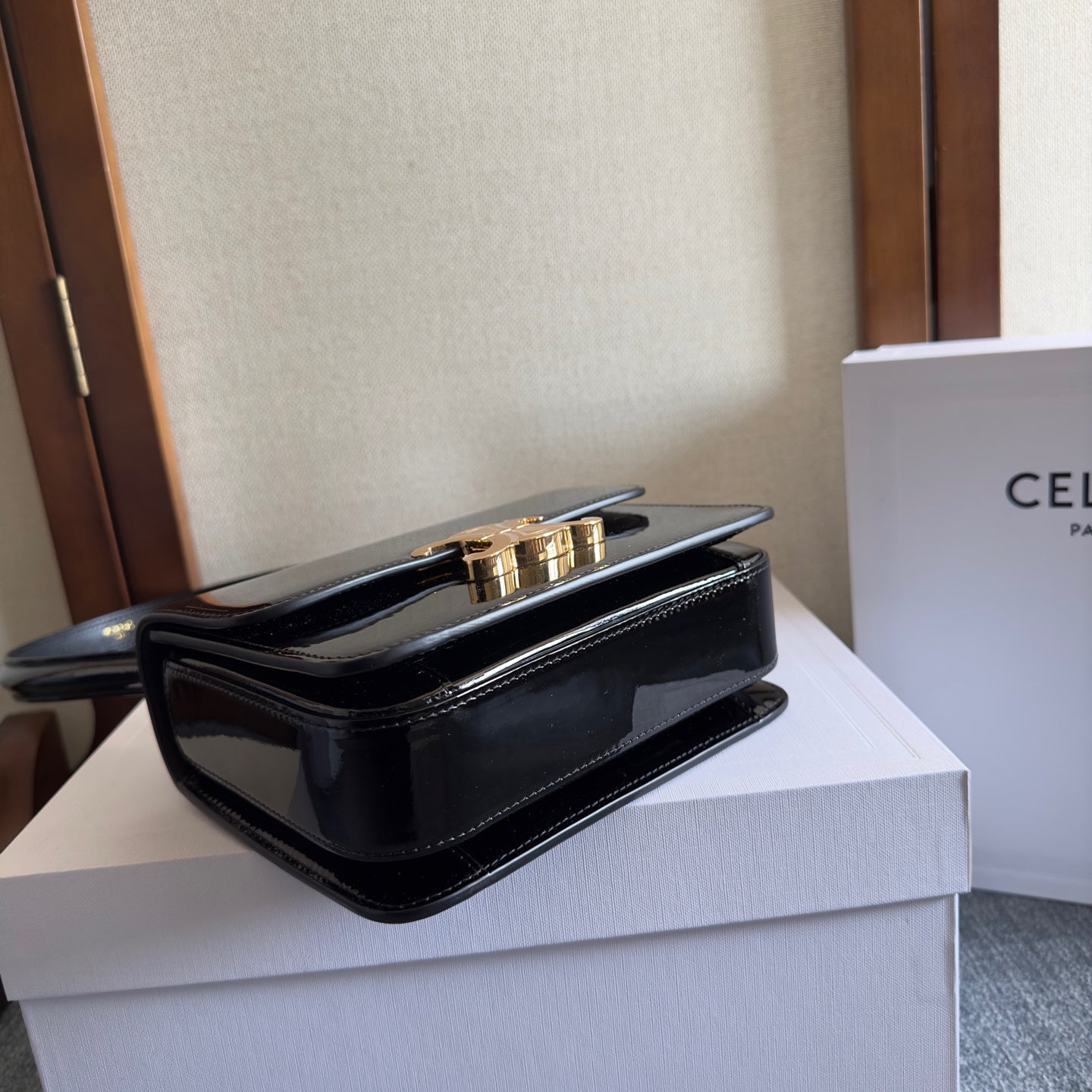 CELINE TEEN GARANCE BAG 18 IN BLACK PATENT CALFSKIN