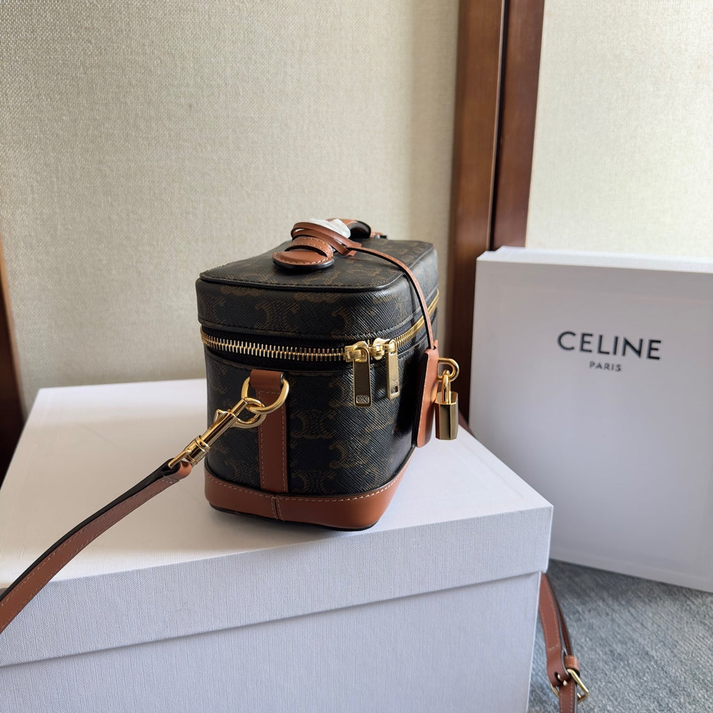 CELINE VANITY 18 IN BLACK TRIOMPHE CANVAS AND BROWN CALFSKIN GOLD HARDWARE