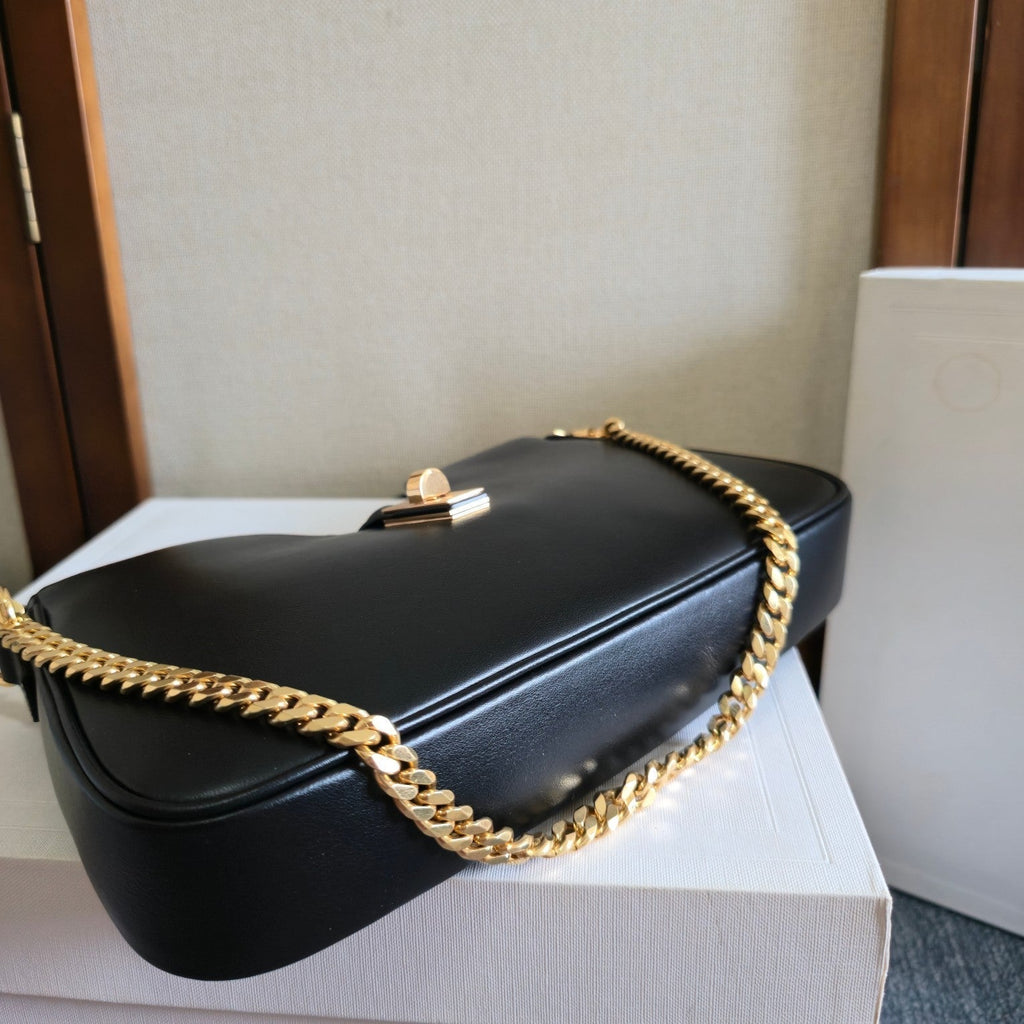 CELINE 25S SHOULDER CAMILLE 16 SOFT 27MM IN BLACK CALFSKIN GOLD HARDWARE