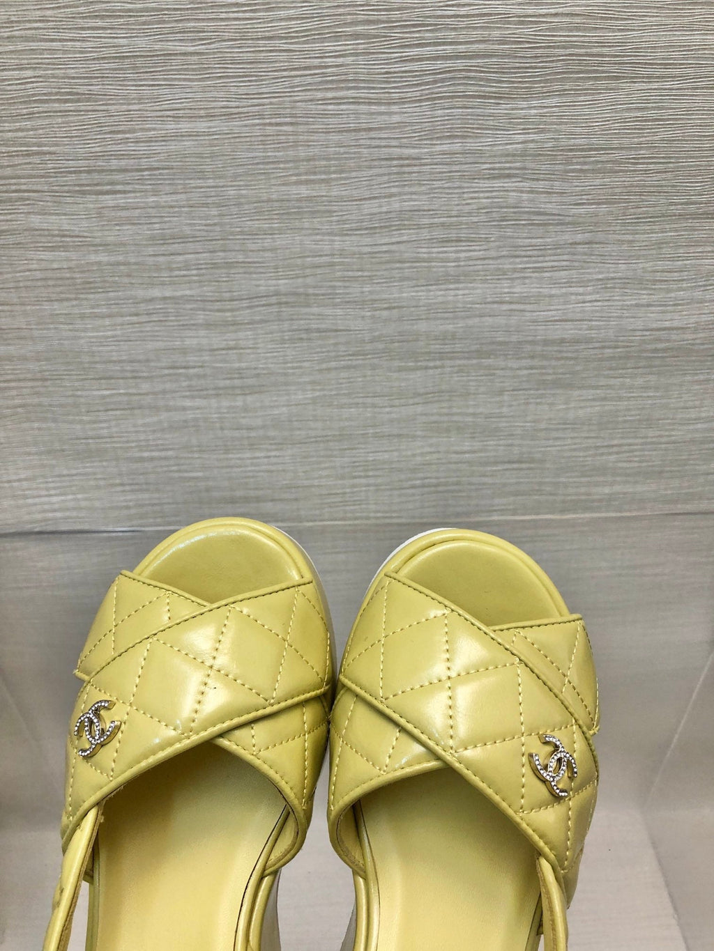 CHANEL WEDGE SANDALS IN YELLOW CREAM CALFSKIN