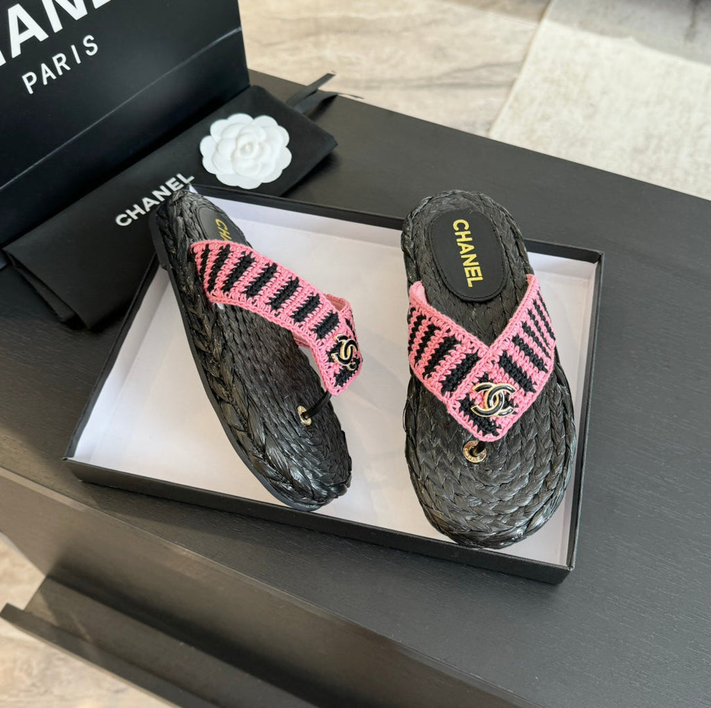 CHANEL Double C Hottest Knit Flip-Flops Black Pink