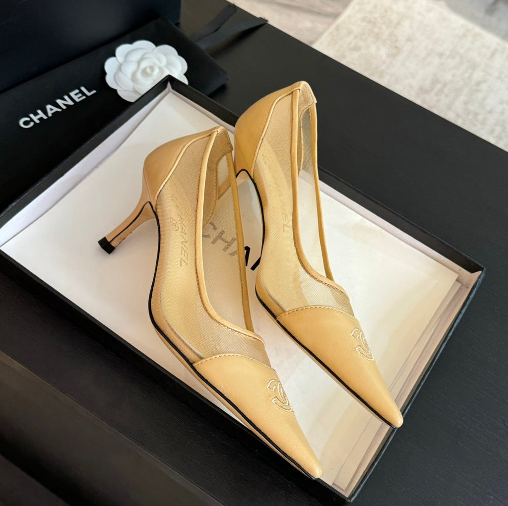 CHANEL MESH LOGO HEELS IN BEIGE LAMBSKIN