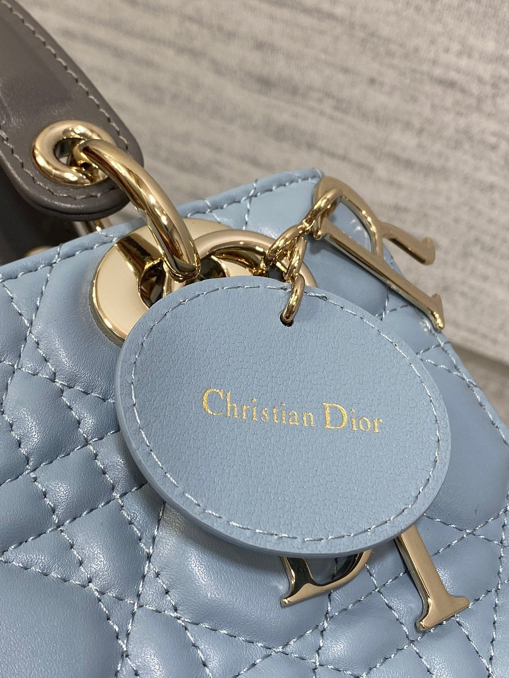 DIOR MEDIUM LADY BAG 20 IN BABY BLUE QUILTED MACROCANNAGE CALFSKIN GREY STRAP