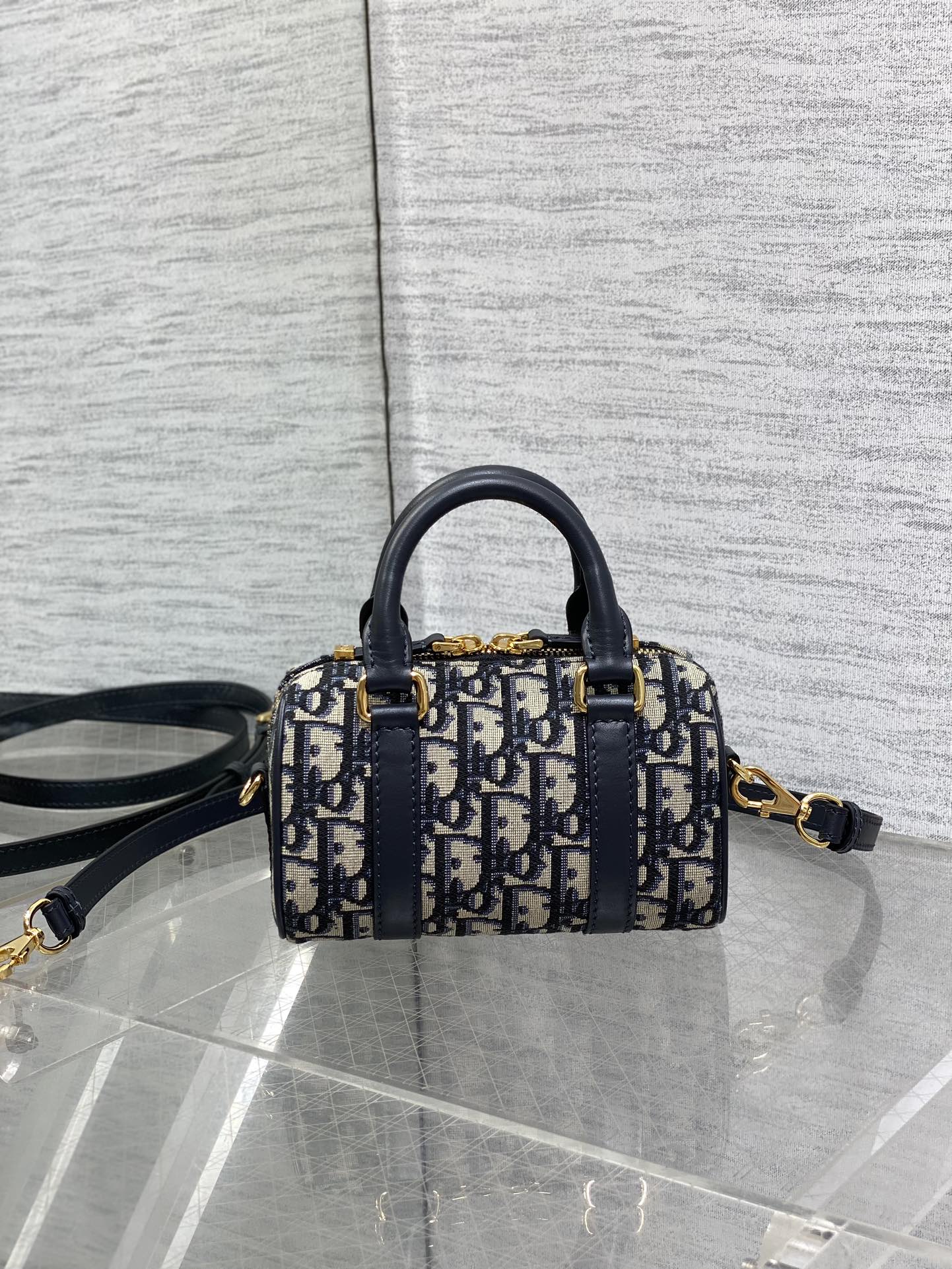 DIOR GROOVE MINI 17 BAG IN BLACK MIX BEIGE OBLIQUE MONOGRAM JACQUARD