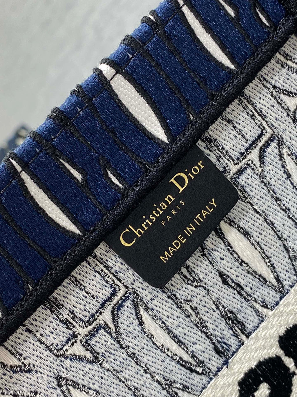 DIOR MISS MEDIUM TOTE 36 IN WHITE MIX DEEP COVE BLUE CANVAS