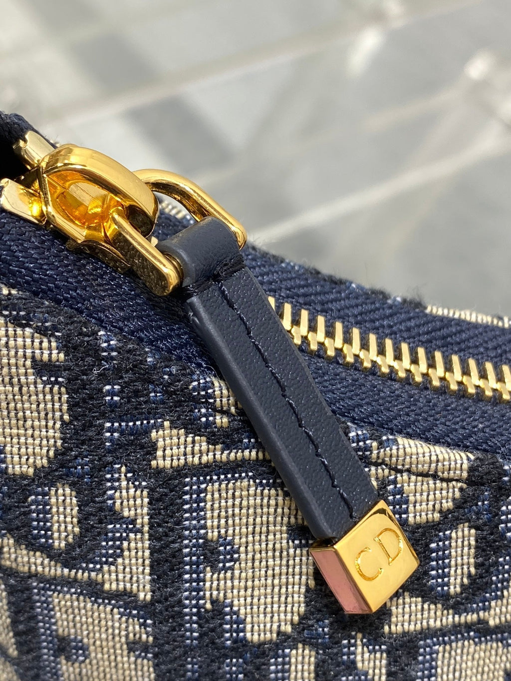 DIOR MONTAIGNE CIGALE MINI 24 BAG IN BLUE  OBLIQUE JACQUARD
