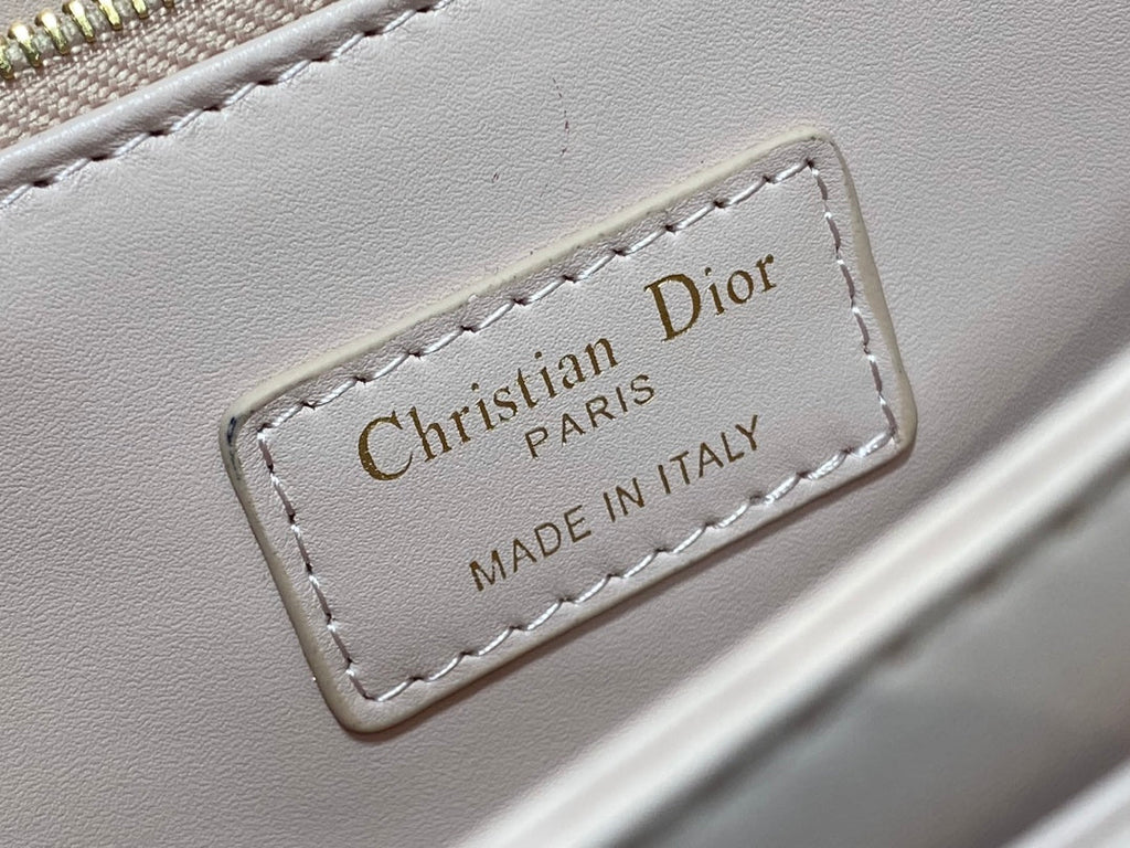DIOR MINI BAG 24 IN LIGHT PINK PATENT CANNAGE CALFSKIN