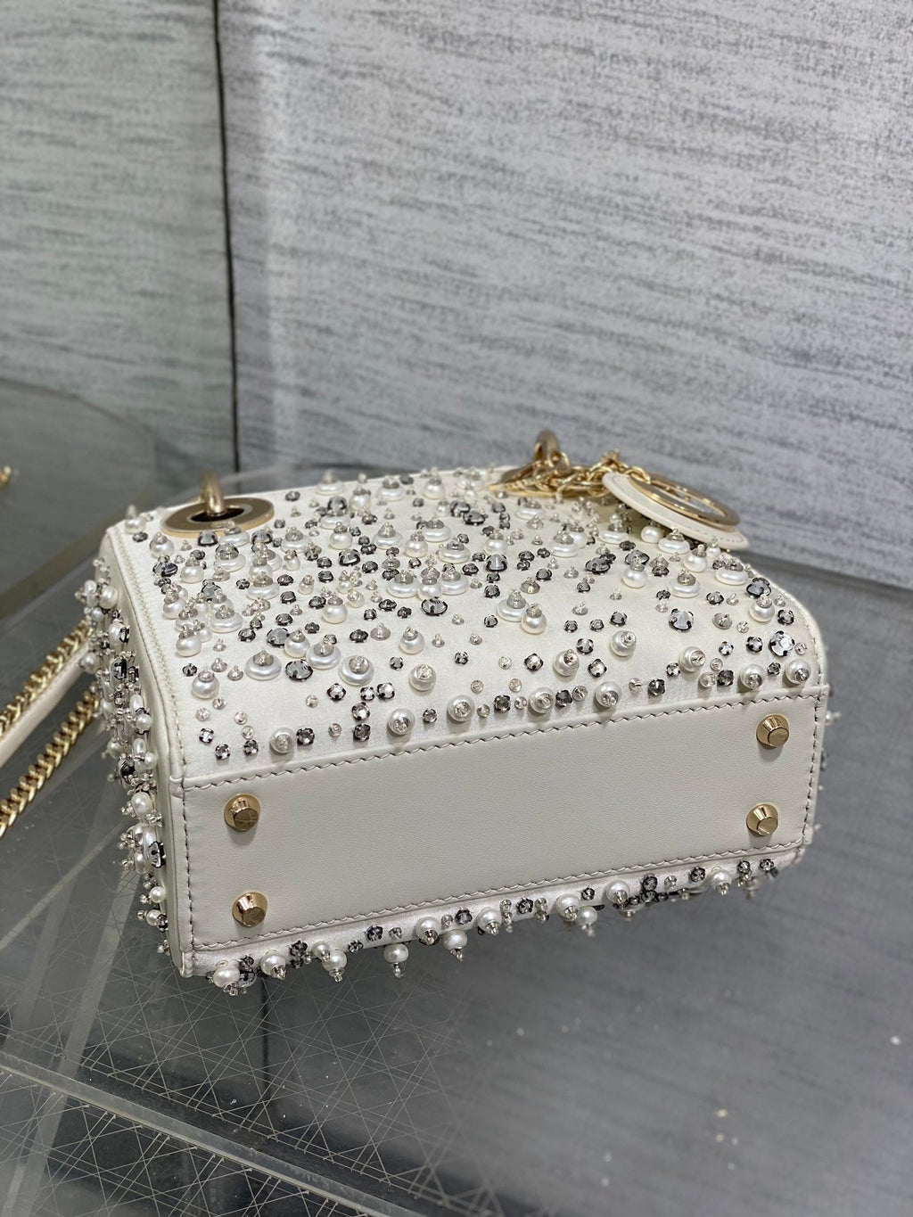 DIOR MINI 17 LADY BAG IN WHITE SATIN EMBROIDERED WITH BEADS 226310