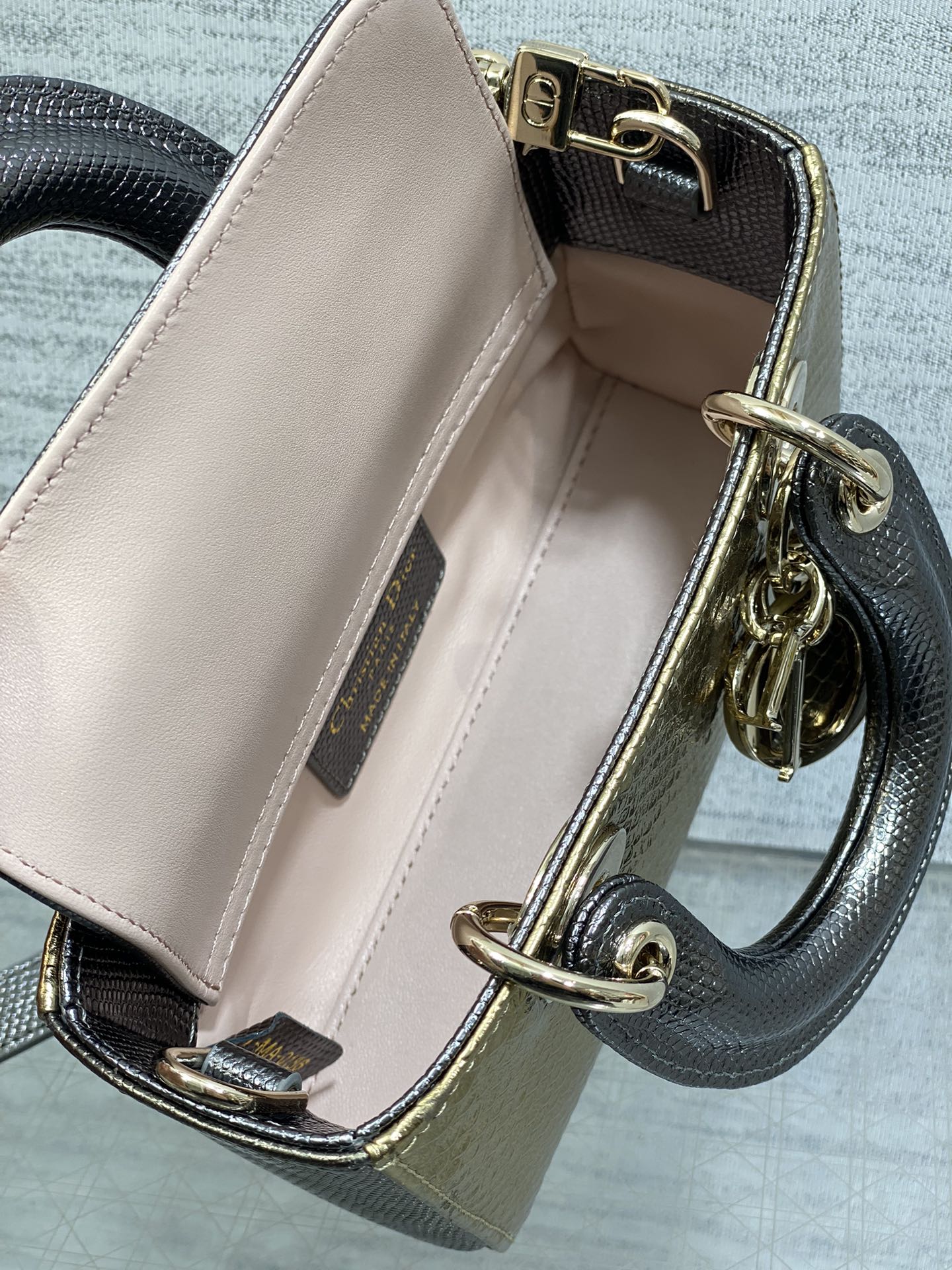 DIOR MEDIUM 16 LADY BAG IN GOLD METALLIC LAMBSKIN