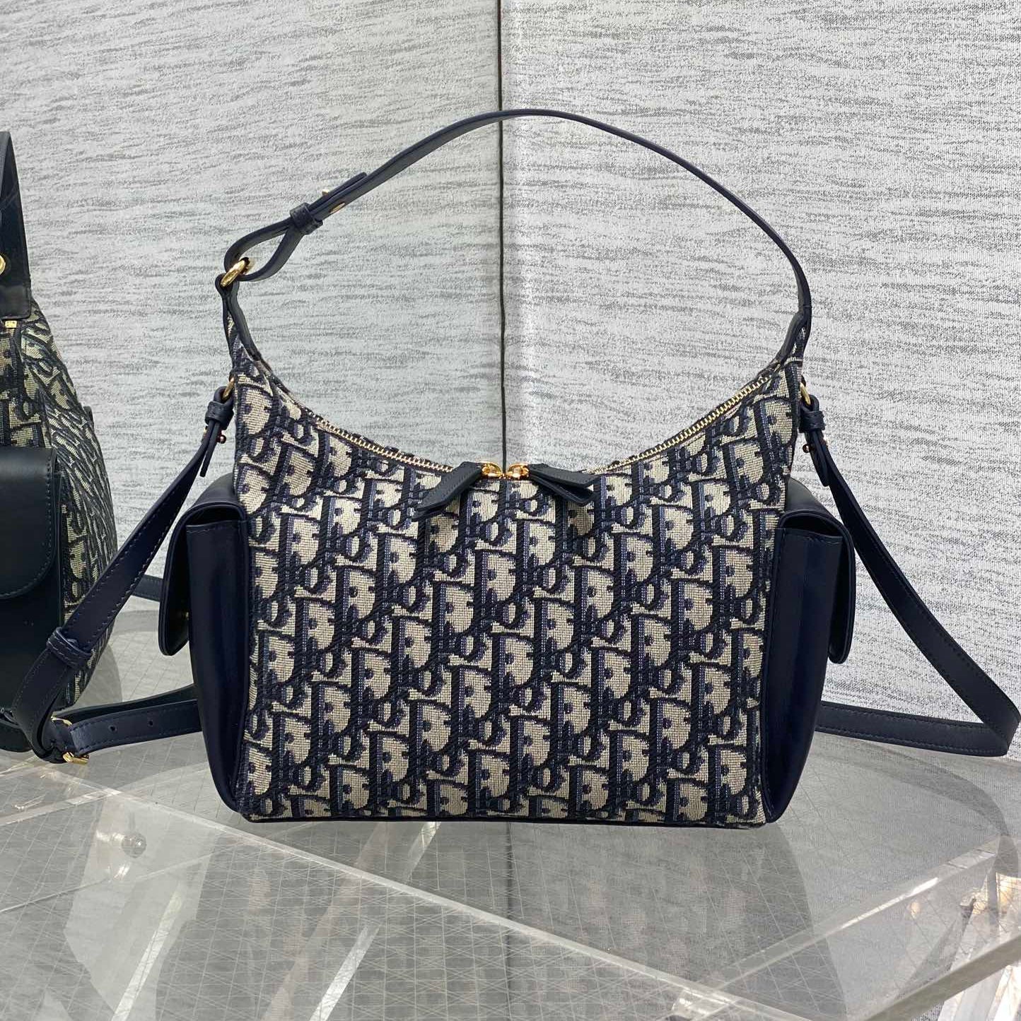 DIOR 25S MEDIUM D-DREAM BAG 24 IN BLUE  OBLIQUE JACQUARD AND SMOOTH CALFSKIN