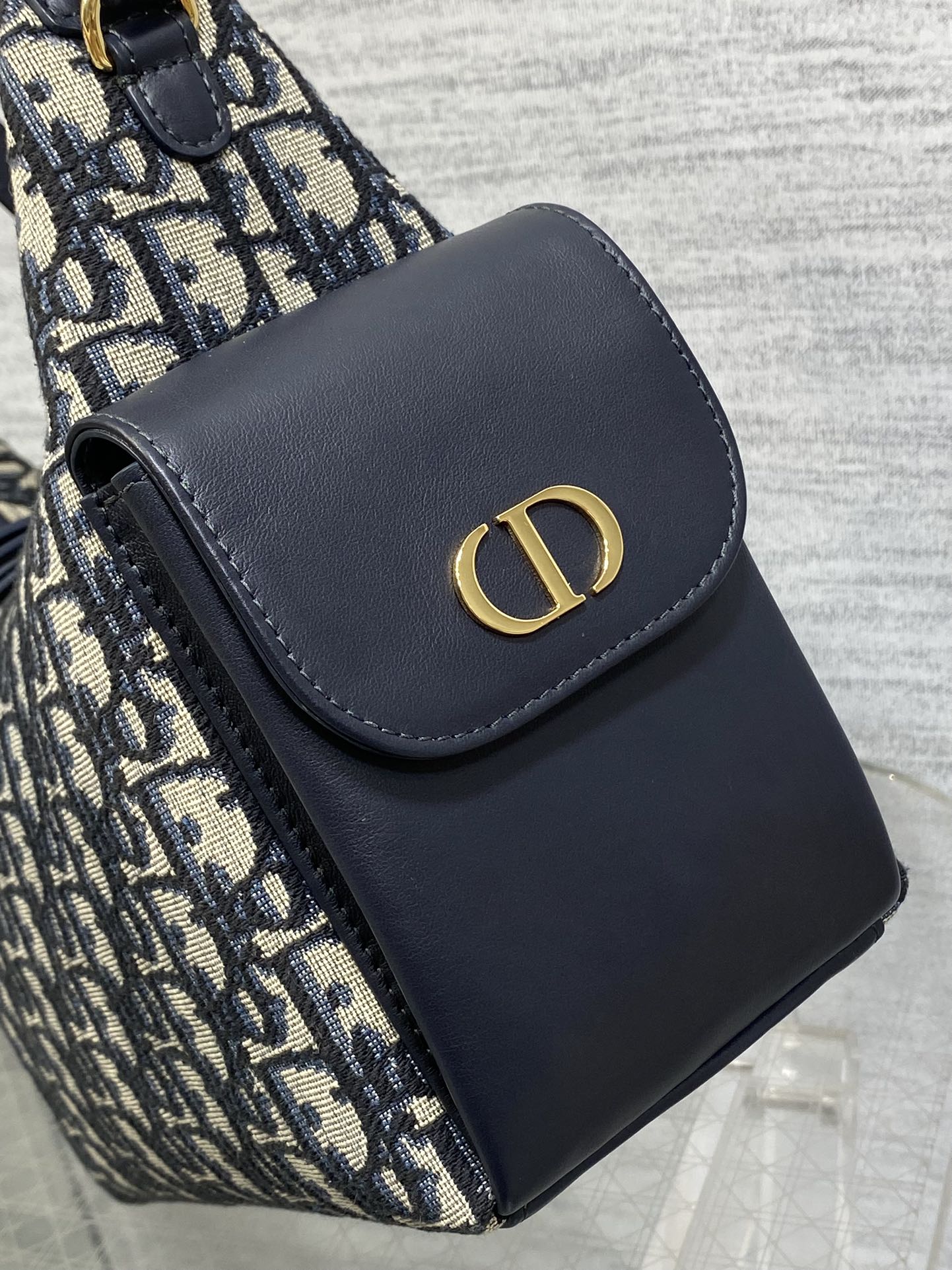 DIOR 25S MEDIUM D-DREAM BAG 24 IN BLUE  OBLIQUE JACQUARD AND SMOOTH CALFSKIN