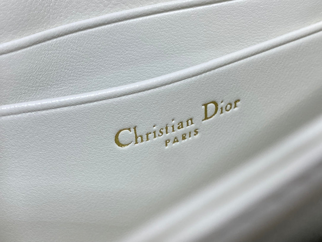 DIOR 25S  TALK PHONE POUCH 21 IN WHITE CANNAGE LAMBSKIN SILVER HARDWARE