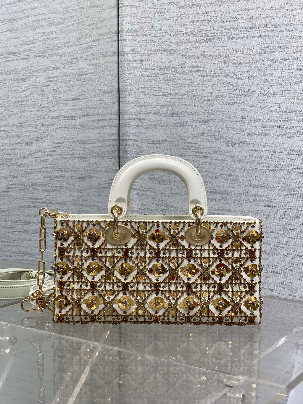 DIOR 25S SMALL LADY - JOY BAG 26 IN LATTE CANNAGE CALFSKIN WITH SPARKLING