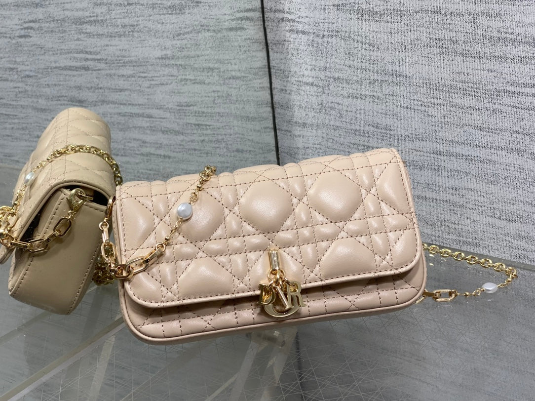 DIOR 25S  TALK PHONE POUCH 18 IN LIGHT IVORY CANNAGE LAMBSKIN