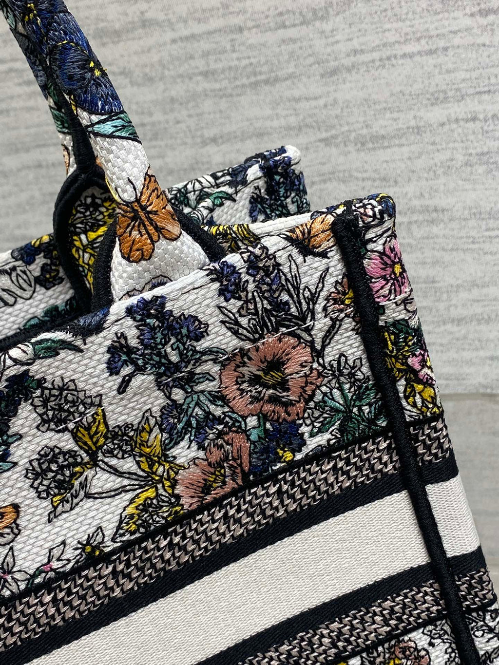 DIOR 25S LUCKY SMALL DIOR BOOK TOTE 26 IN MULTICOLOR DIOR FLOWERS CALENDAR ALLOVER EMBROIDERY