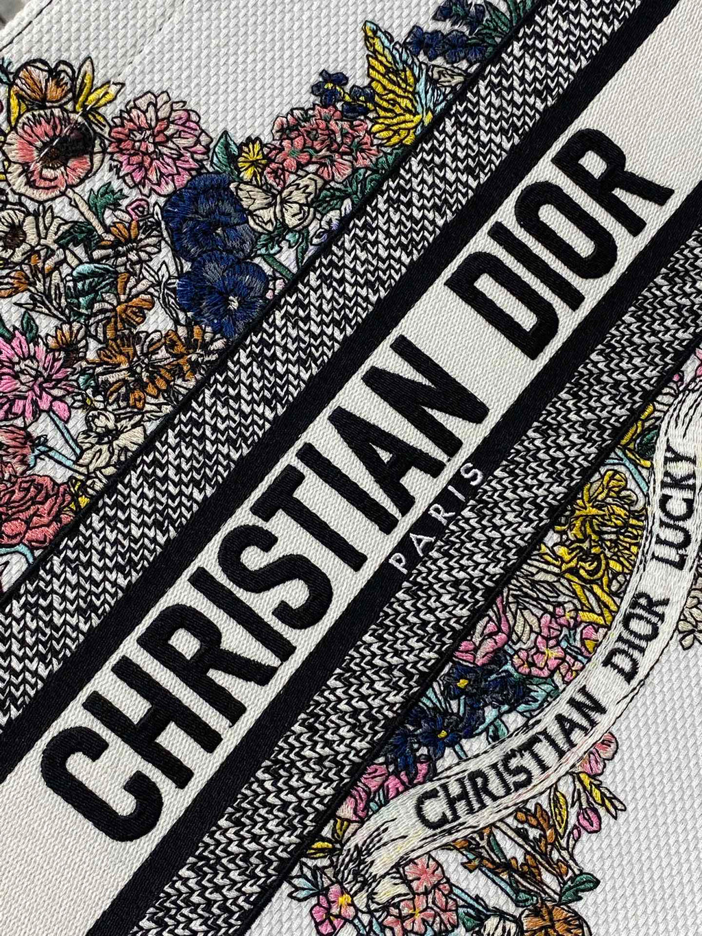 DIOR 25S LUCKY MEDIUM DIOR BOOK TOTE 36 IN WHITE MULTICOLOR DIOR STAR EMBROIDERY