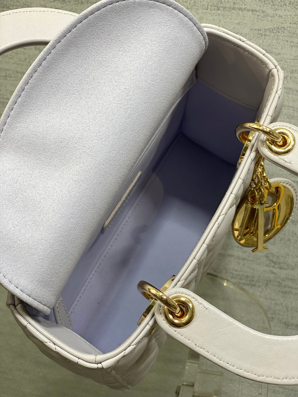 DIOR 25S LADY  BAG 20 IN LILAC CANNAGE CALFSKIN GOLD HARDWARE