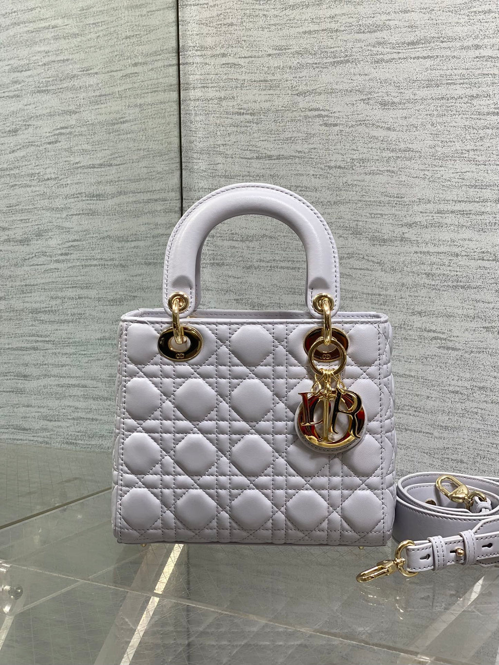DIOR 25S LADY  BAG 20 IN LILAC CANNAGE CALFSKIN GOLD HARDWRE