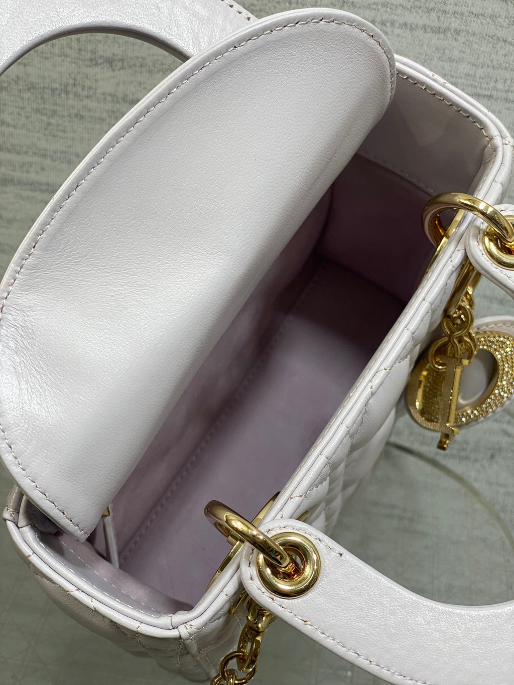 DIOR 25S MINI LADY  BAG 17 IN LILAC CALFSKIN CHARM CRYSTAL EMBELLISHMENTS