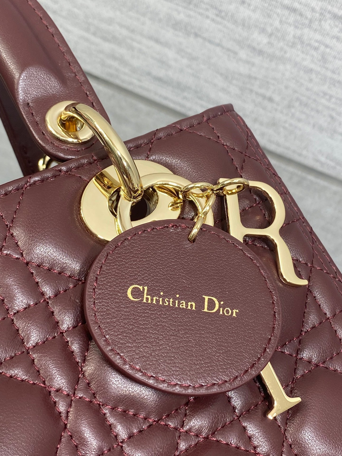 DIOR 25S MEDIUM LADY BAG 24 IN BURGUNDY CALFSKIN GOLD HARDWARE