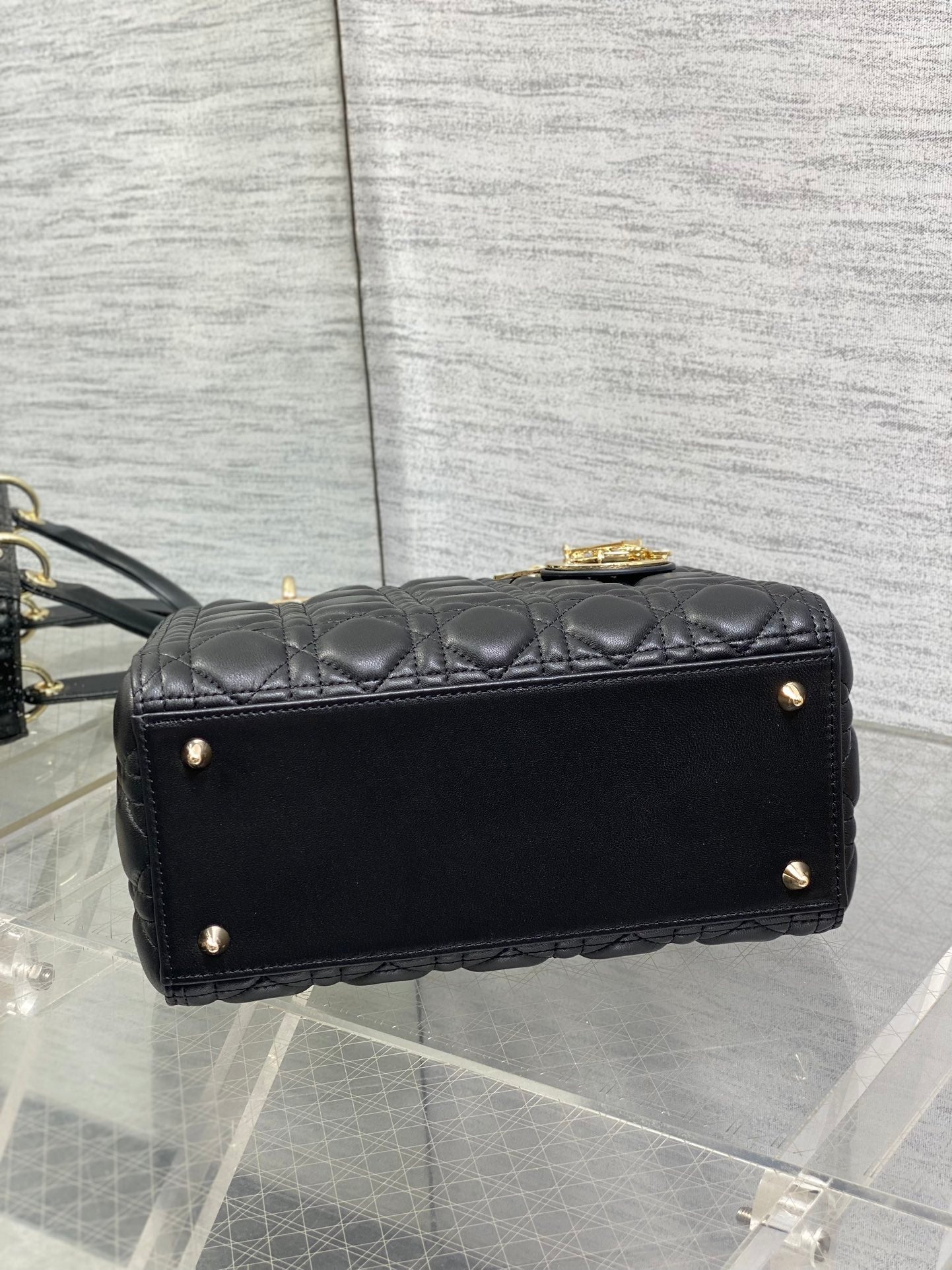 DIOR 25S MEDIUM LADY BAG 24 IN BLACK CALFSKIN GOLD HARDWARE