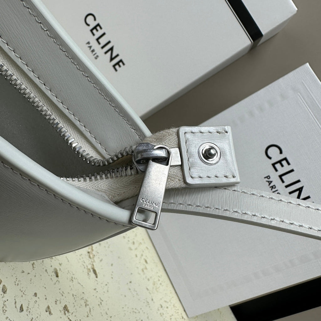 CELINE MINI 22 TILLY BAG IN WHITE SHINNY CALFSKIN