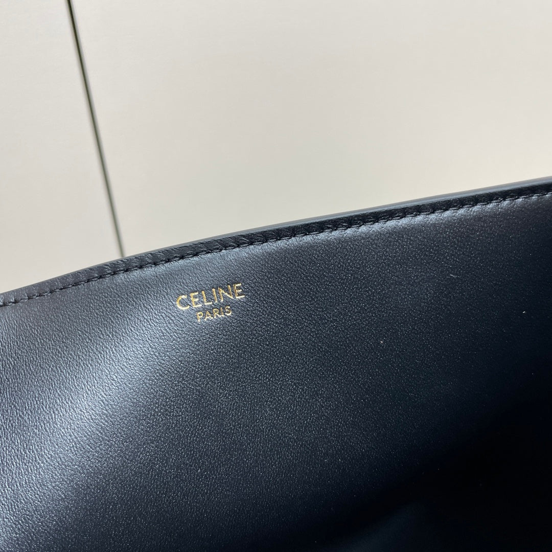 CELINE MEDIUM 28 LOUISE BAG IN BLACK SMOOTH CALFSKIN