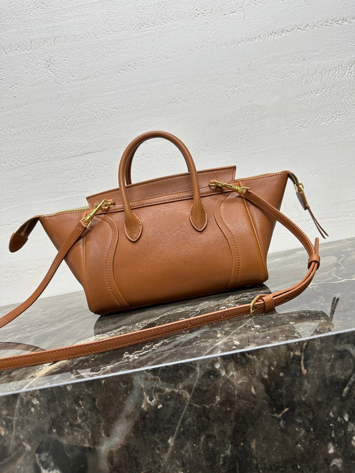 CELINE 25S NEW LUGGAGE 38MM IN TAN BROWN LAMBSKIN GOLD HARDWARE