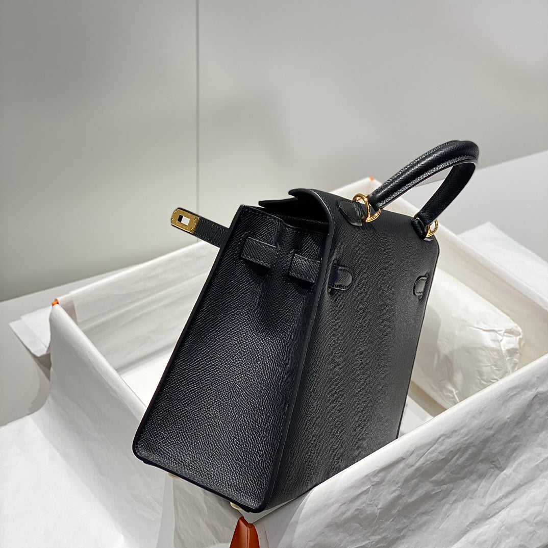 HERMES KELLY 25CM IN NOIR EPSOM CALFSKIN GOLD HARDWARE