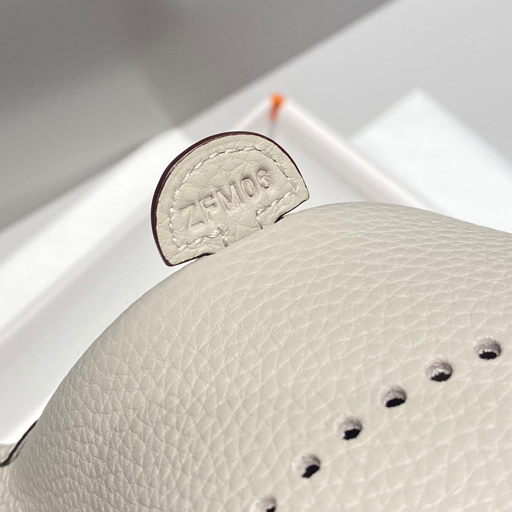 HERMES MINI NEO 18 EVELYNE BAG IN GREY GRAINED CALFSKIN