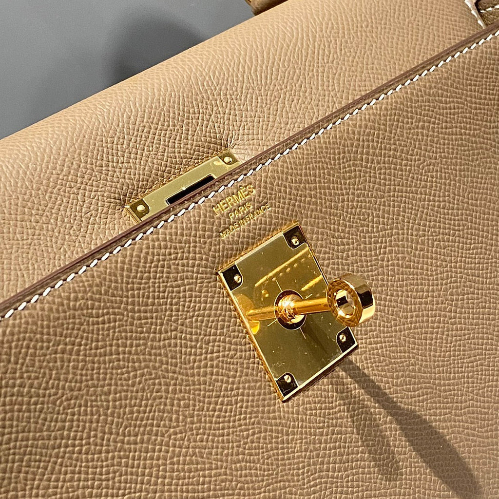 HERMES KELLY 32CM IN ETOUPE EPSOM CALFSKIN GOLD HARDWARE