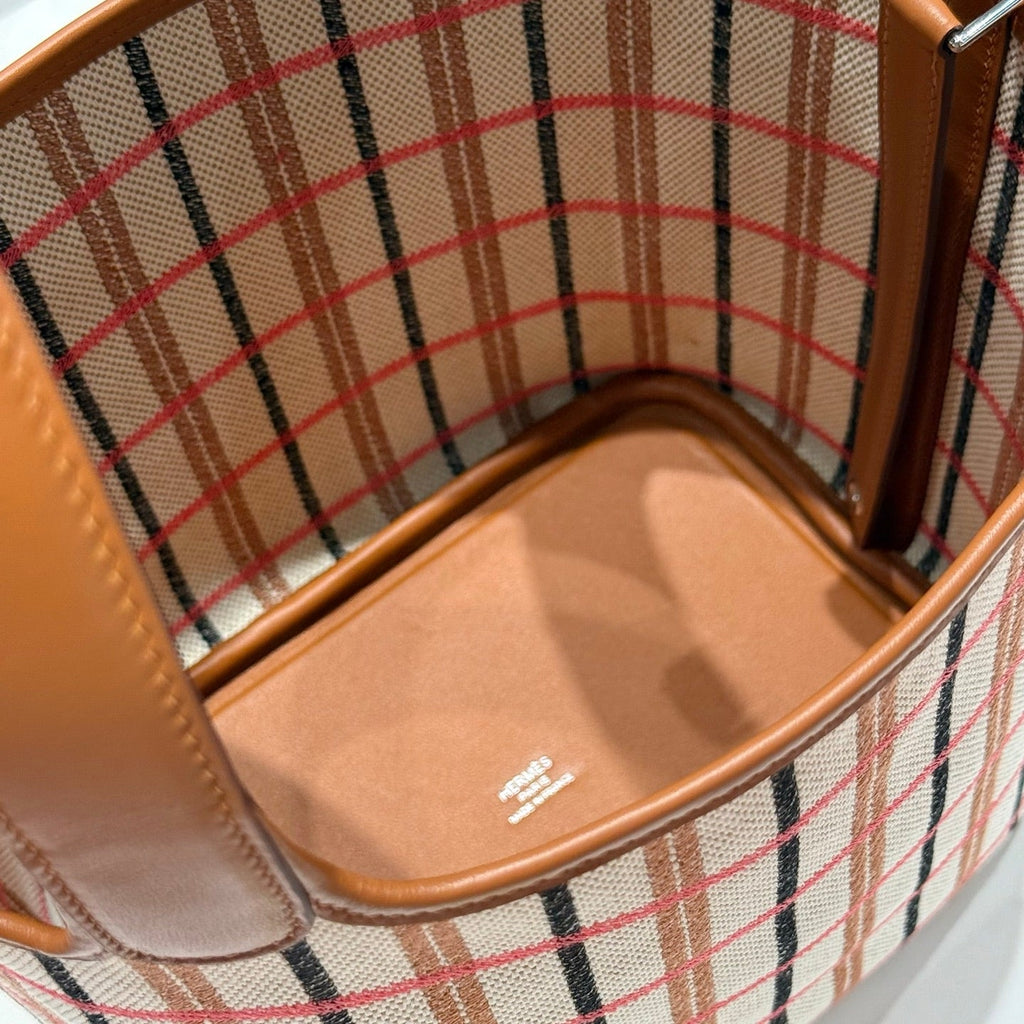 HERMES PICOTIN LOCK 18 BAG IN GOLD CALFSKIN ÉCRU/BEIGE/FAUVE/ROSE POP/NOIR EMBROIDERY PLAID CANVAS