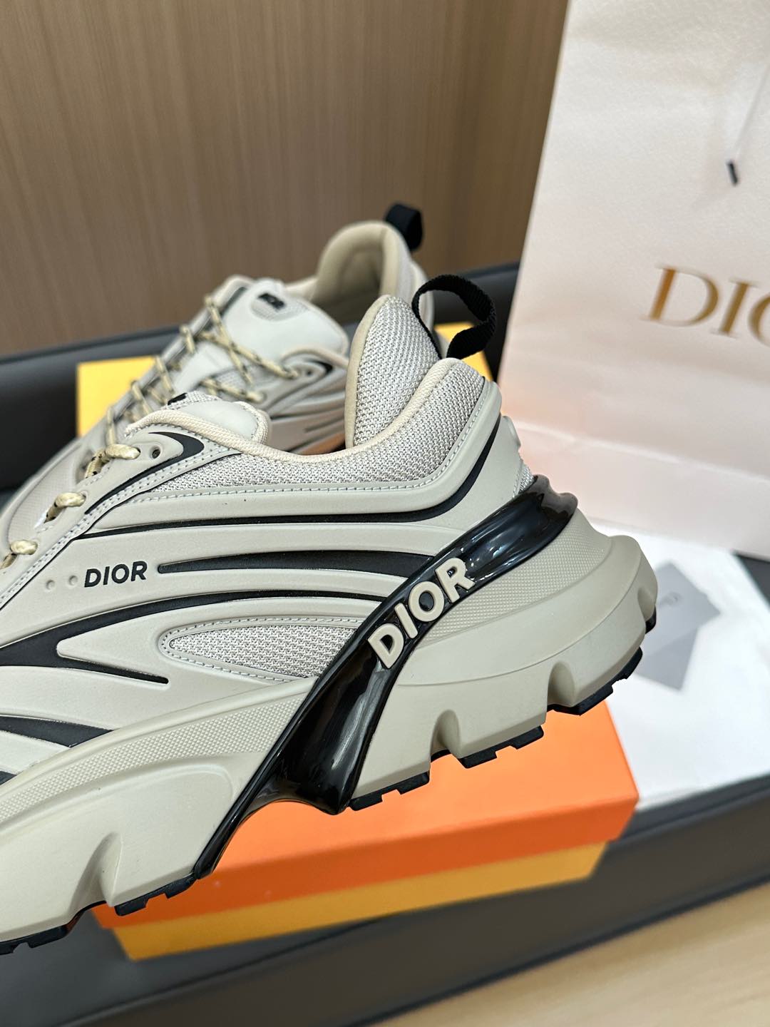 DIOR B44 BLADE SNEAKER PASTEL GRAY TECHNICAL MESH AND TECHNICAL FABRIC