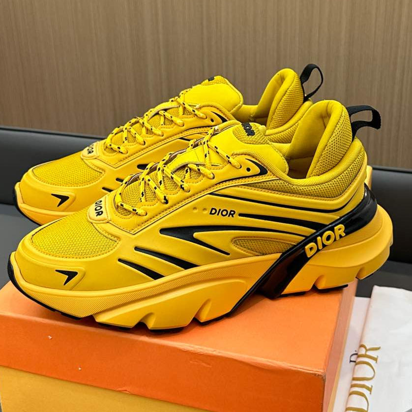 DIOR B44 BLADE SNEAKER CLASSIC YELLOW TECHNICAL MESH AND TECHNICAL FABRIC