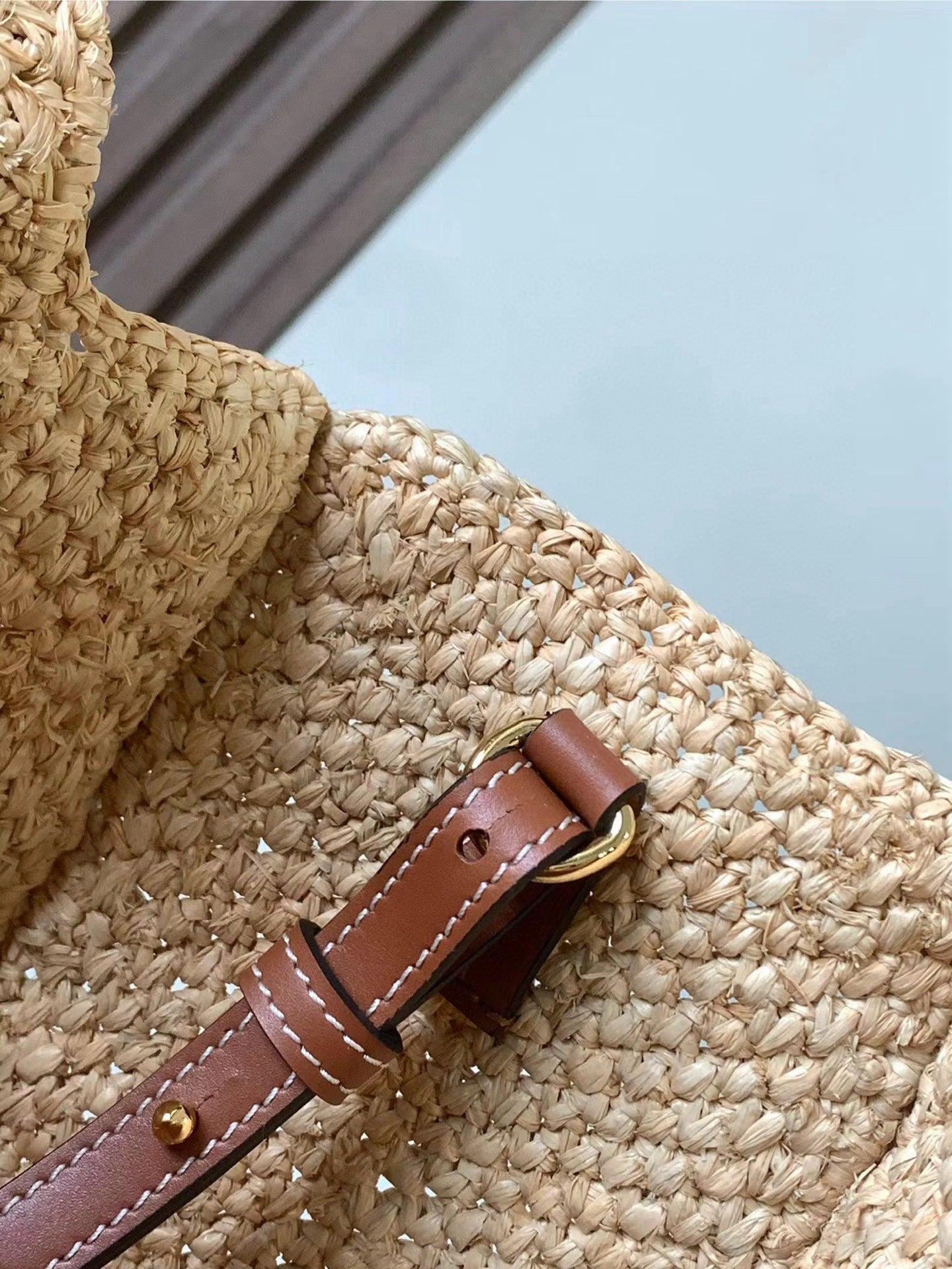 LOEWE 25S WE FONT TOTE BAG 24 IN NATURAL RAFFIA FIBER