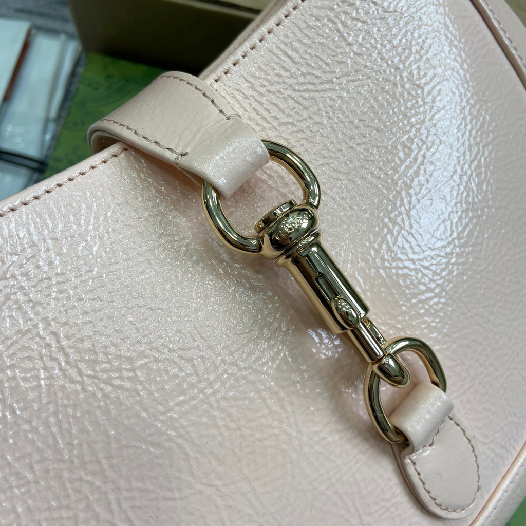 GUCCI JACKIE SMALL SHOULDER BAG 27 IN LIGHT PINK CRACKED LACQUER CALFSKIN GOLD HARDWARE