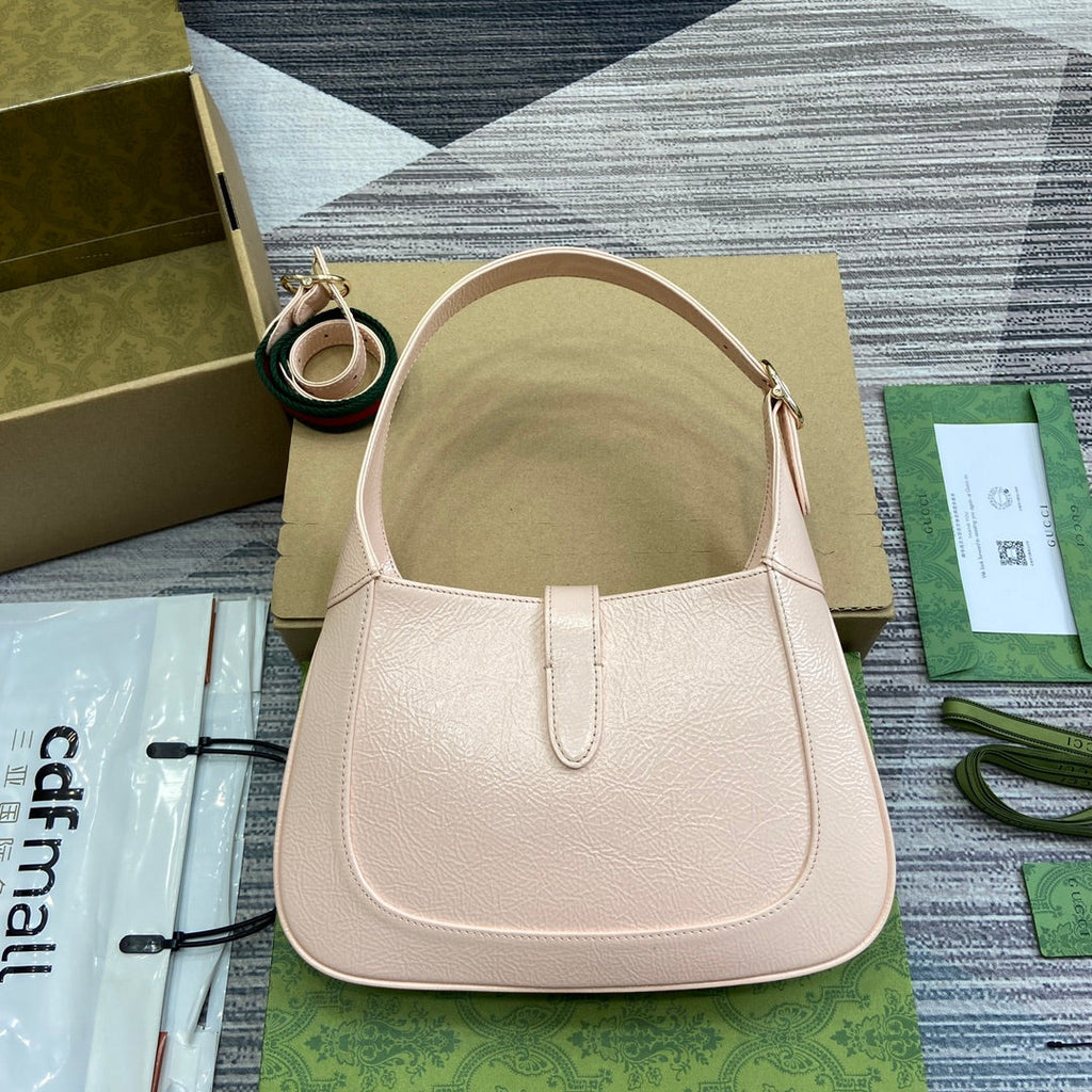 GUCCI JACKIE SMALL SHOULDER BAG 27 IN LIGHT PINK CRACKED LACQUER CALFSKIN GOLD HARDWARE
